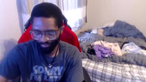 Snapshot of disr3sp3ctfully_dipp3d chatting on May 20, 3:29 pm Your Best Worst Nightmare online show from May 20, 3:29 pm