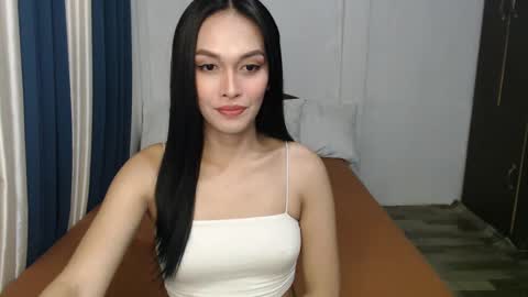 DIVINA online show from December 5, 5:04 am