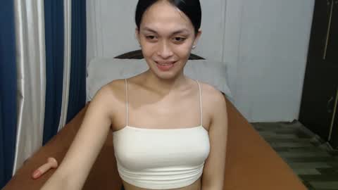 DIVINA online show from February 1, 2:34 pm