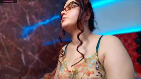 Snapshot of divine_goddess69 chatting on March 30, 4:02 am Ana online show from March 30, 4:02 am
