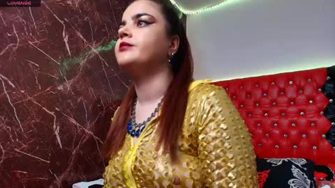 Snapshot of divine_goddess69 chatting on June 8, 9:26 pm Ana online show from June 8, 9:26 pm