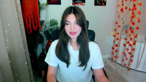 Snapshot of divineamour chatting on October 16, 12:28 pm Hannah online show from October 16, 12:28 pm