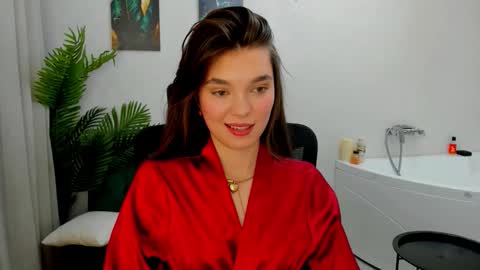 Snapshot of divineamour chatting on November 22, 6:23 am Hannah online show from November 22, 6:23 am