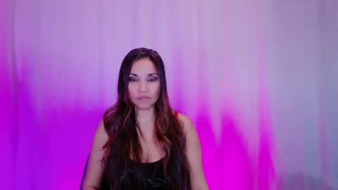 DivineLynn online show from February 2, 3:17 pm