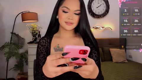    online show from October 11, 1:20 pm