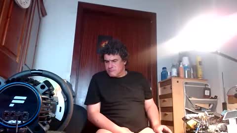 divitimido online show from February 4, 5:02 am