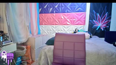 Snapshot of divynejade chatting on December 24, 10:55 am Jade Divyne online show from December 24, 10:55 am