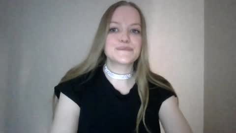 Snapshot of dixie_bangbang chatting on April 24, 1:57 pm dixie_bangbang online show from April 24, 1:57 pm