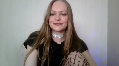 Snapshot of dixie_bangbang chatting on April 26, 1:42 pm dixie_bangbang online show from April 26, 1:42 pm