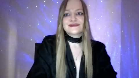 Snapshot of dixie_bangbang chatting on May 23, 5:28 pm dixie_bangbang online show from May 23, 5:28 pm