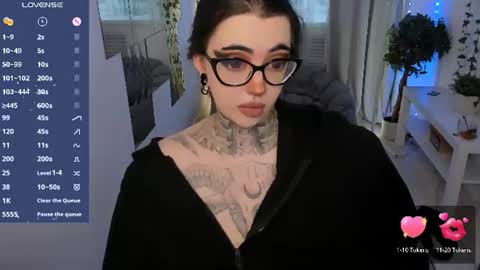 dixipixi_ online show from June 26, 5:56 am