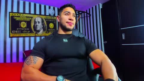 Snapshot of dixon_ray_ chatting on January 6, 1:31 am Dixon online show from January 6, 1:31 am