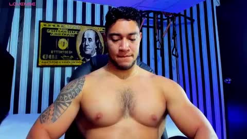 Snapshot of dixon_ray_ chatting on March 10, 12:51 am Dixon online show from March 10, 12:51 am