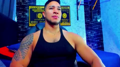 Snapshot of dixon_ray_ chatting on October 15, 2:01 am Dixon online show from October 15, 2:01 am