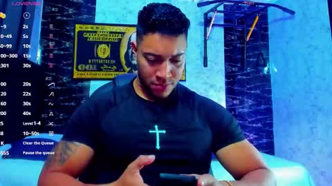 Snapshot of dixon_ray_ chatting on October 24, 2:41 am Dixon online show from October 24, 2:41 am