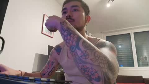 D online show from October 8, 9:40 am