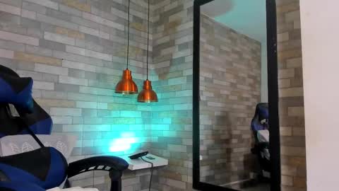 DixyPalmer online show from September 29, 8:24 pm