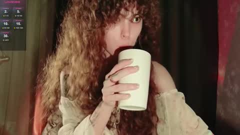 Snapshot of dizer_clop chatting on November 28, 8:55 pm Dizer online show from November 28, 8:55 pm