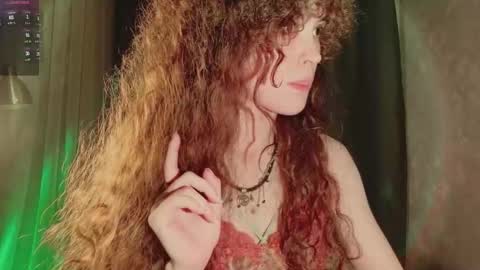 Snapshot of dizer_clop chatting on December 13, 9:53 pm Dizer online show from December 13, 9:53 pm