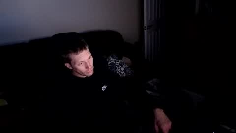 Snapshot of dizzyash chatting on March 19, 11:14 am Hansel and Gretle online show from March 19, 11:14 am