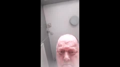 Snapshot of dj59215829 chatting on February 26, 12:37 pm dj59215829 online show from February 26, 12:37 pm