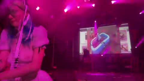 dj_camslut online show from February 15, 2:41 am