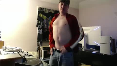 Snapshot of dj_sublime chatting on March 29, 10:59 am dj_sublime online show from March 29, 10:59 am