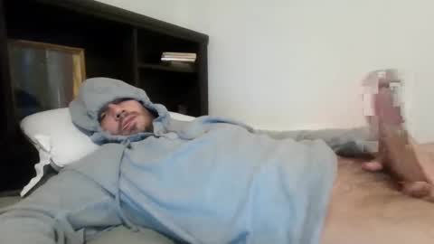 Snapshot of djbigfish24 chatting on January 17, 5:53 am djbigfish24 online show from January 17, 5:53 am