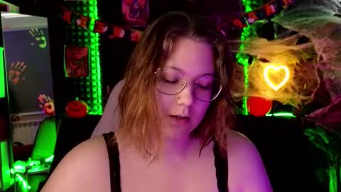 Snapshot of djennapalme chatting on October 21, 8:04 am Jenia online show from October 21, 8:04 am