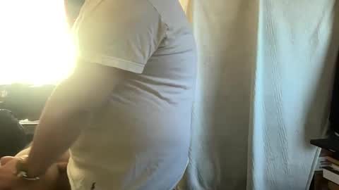 Snapshot of djfreeque chatting on October 18, 6:52 pm djfreeque online show from October 18, 6:52 pm