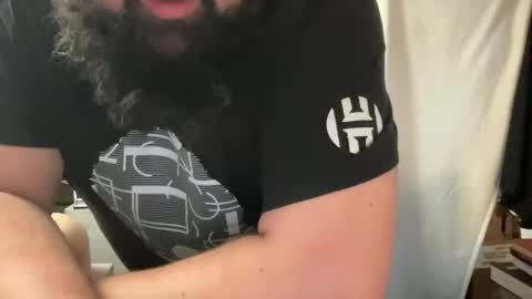 Snapshot of djfreeque chatting on October 28, 1:09 am djfreeque online show from October 28, 1:09 am