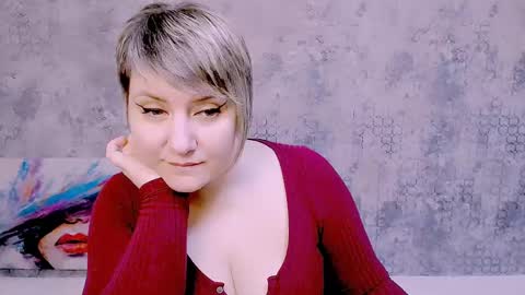 djullia online show from January 25, 9:36 am