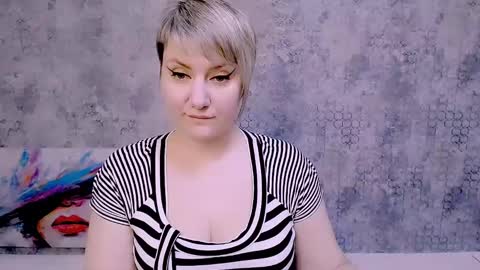 djullia online show from February 9, 9:16 am