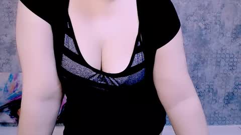 djullia online show from February 13, 6:20 am