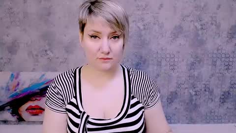 djullia online show from February 23, 6:17 am