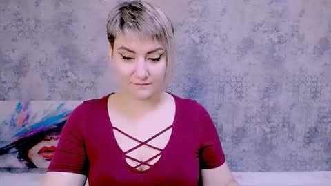 djullia online show from October 11, 6:01 am