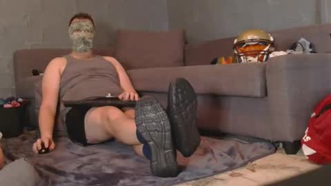 Snapshot of dljockbro chatting on February 22, 4:05 pm dljockbro online show from February 22, 4:05 pm