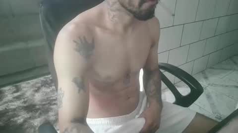Snapshot of dmacedo96 chatting on December 4, 12:36 pm AmigodotadoZL online show from December 4, 12:36 pm