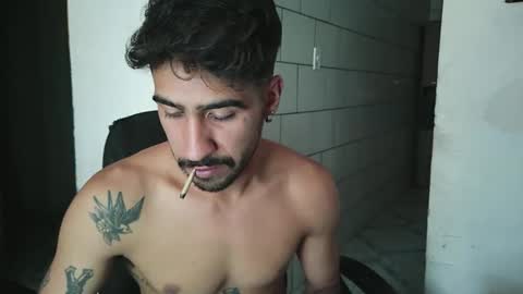 Snapshot of dmacedo96 chatting on January 8, 7:45 pm AmigodotadoZL online show from January 8, 7:45 pm