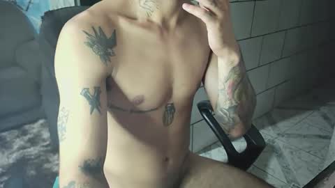 Snapshot of dmacedo96 chatting on January 26, 3:06 am AmigodotadoZL online show from January 26, 3:06 am