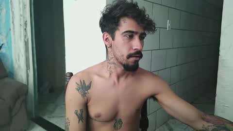 Snapshot of dmacedo96 chatting on February 25, 4:42 pm AmigodotadoZL online show from February 25, 4:42 pm