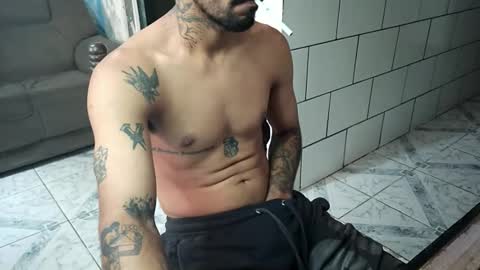 Snapshot of dmacedo96 chatting on March 7, 4:33 pm AmigodotadoZL online show from March 7, 4:33 pm