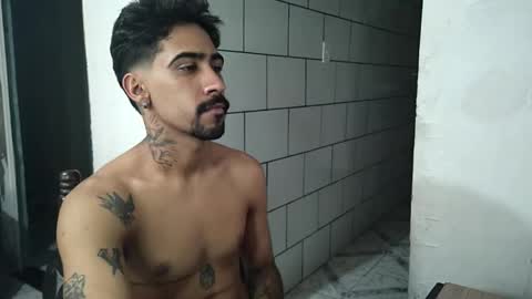 Snapshot of dmacedo96 chatting on March 11, 6:52 pm AmigodotadoZL online show from March 11, 6:52 pm