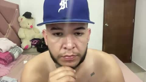 Snapshot of dmtri_fuck21 chatting on March 11, 7:03 am JOHAN online show from March 11, 7:03 am