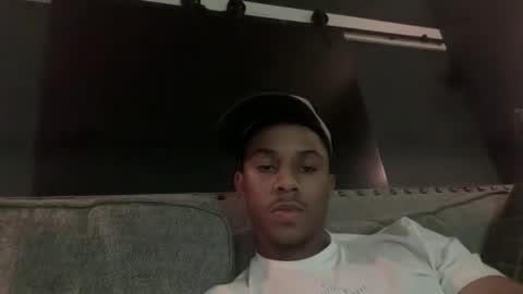 dmullnc_ online show from November 23, 6:46 am