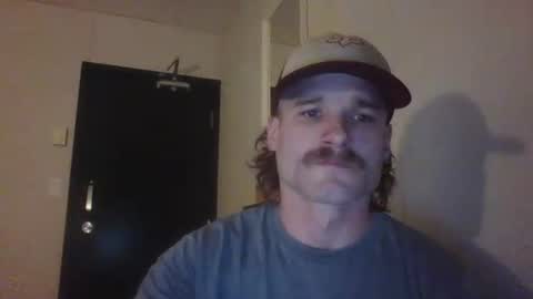 Snapshot of dngl264699 chatting on January 8, 4:23 am ImperviousAnchored online show from January 8, 4:23 am