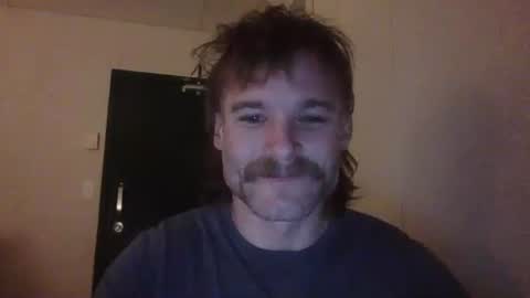 Snapshot of dngl264699 chatting on February 20, 8:06 am ImperviousAnchored online show from February 20, 8:06 am