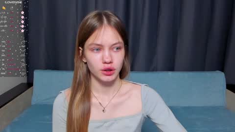 Polly and Kiriko online show from February 1, 6:51 pm