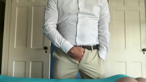 Doc online show from October 18, 8:09 pm