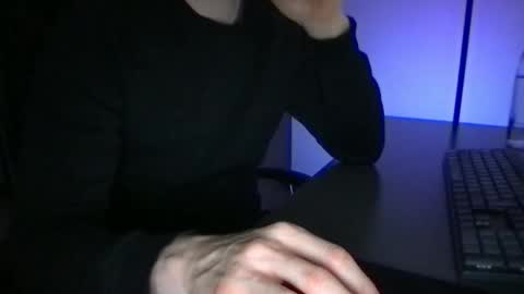 doctor_luv_69 online show from March 24, 9:20 pm